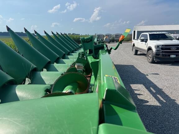 Image of John Deere 712FC equipment image 2