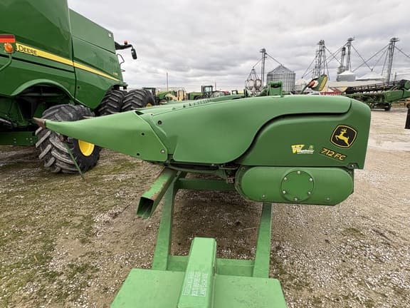 Image of John Deere 712FC Primary image