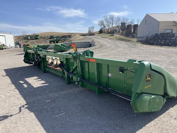 Image of John Deere 712FC equipment image 2