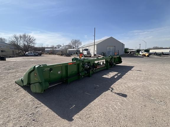 Image of John Deere 712FC equipment image 4