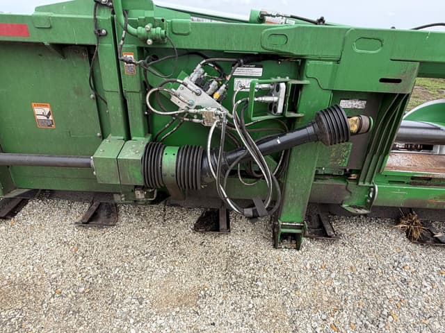 Image of John Deere 712FC equipment image 3