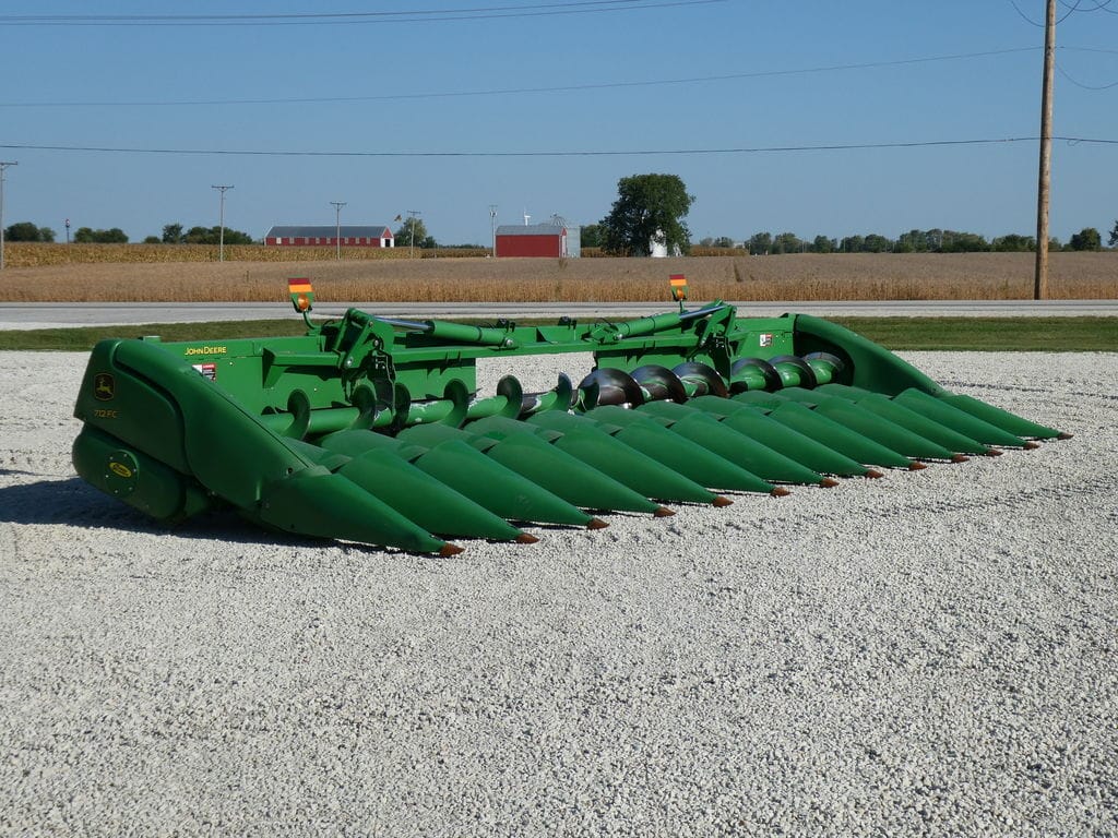 2020 John Deere 712FC Equipment Image0