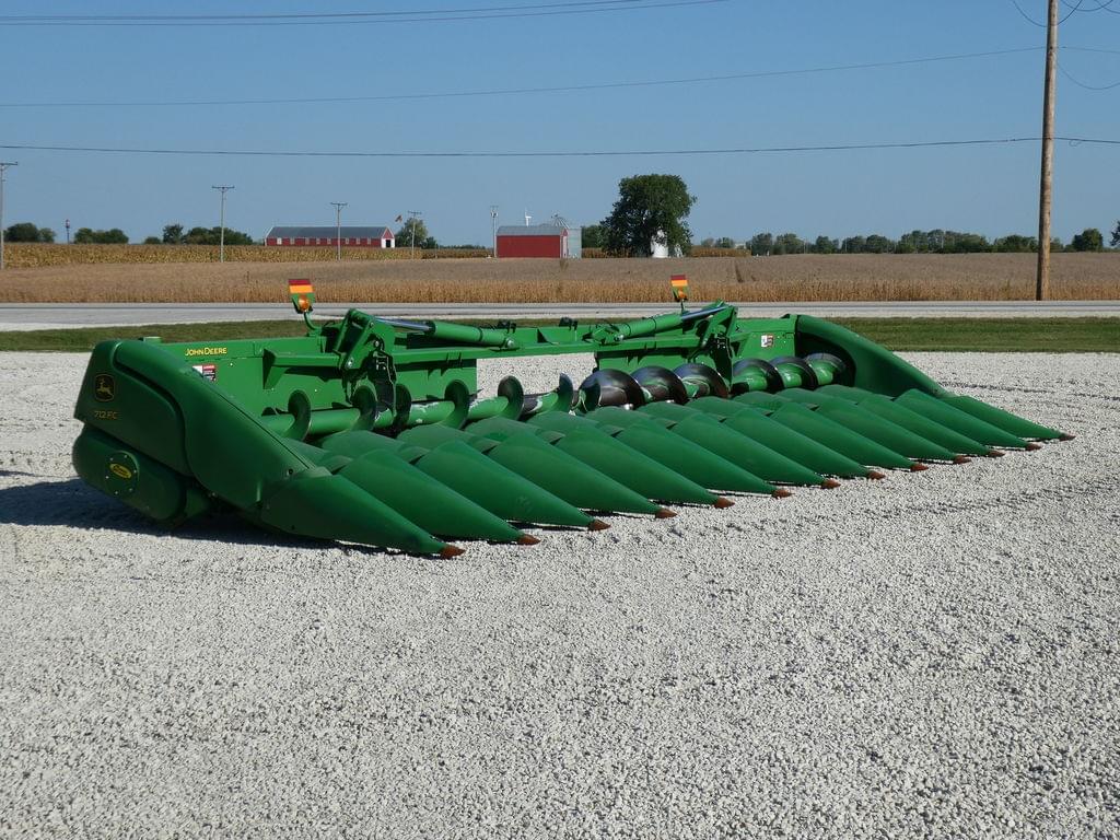 Image of John Deere 712FC Primary image