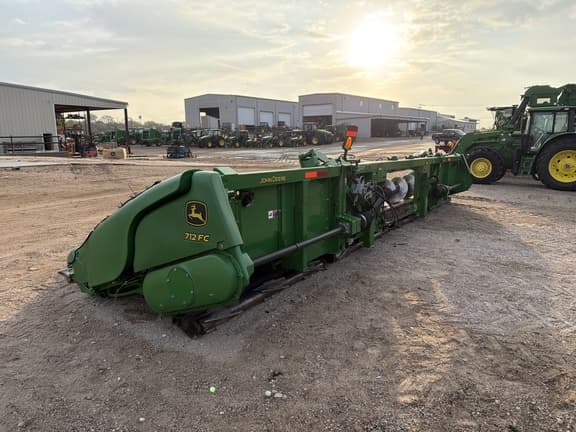 Image of John Deere 712FC equipment image 3