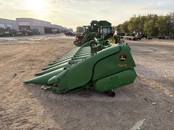 2020 John Deere 712FC Equipment Image0