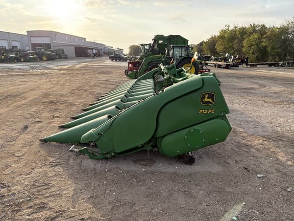 Image of John Deere 712FC Primary image
