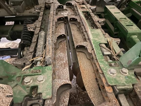Image of John Deere 712FC equipment image 4