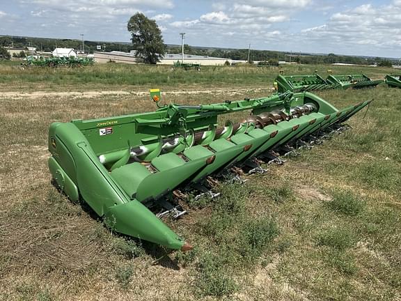 Image of John Deere 712FC equipment image 4