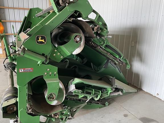 Image of John Deere 712FC Primary image