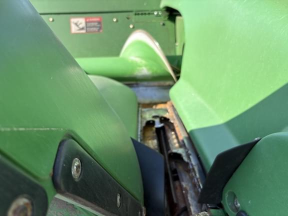 Image of John Deere 712FC equipment image 4