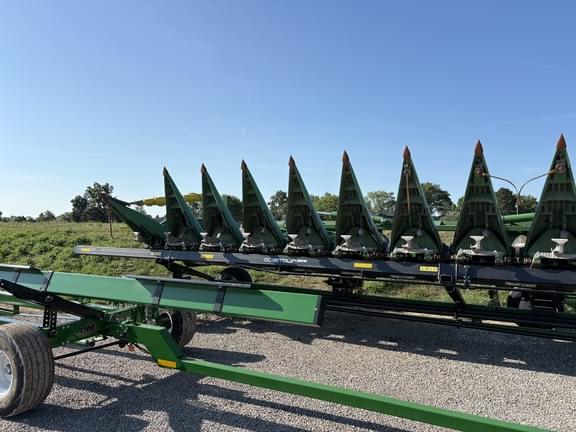 Image of John Deere 712FC equipment image 2