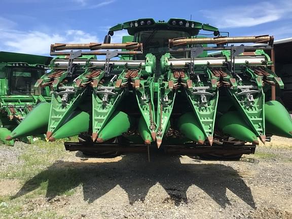 Image of John Deere 712FC Primary image