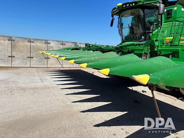 Image of John Deere 712FC equipment image 1