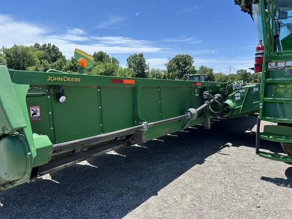 Image of John Deere 716C equipment image 3