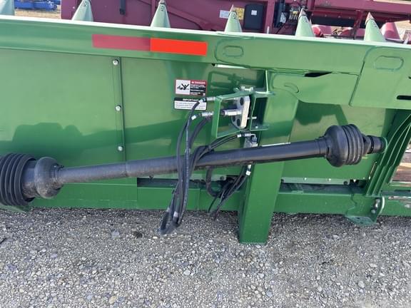 Image of John Deere 716C equipment image 4