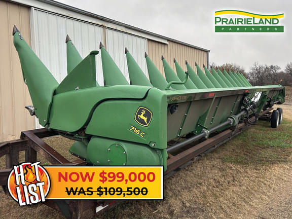 Image of John Deere 716C Primary image