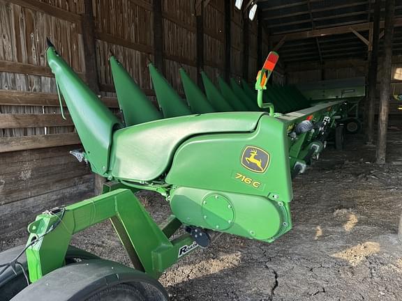 Image of John Deere 716C equipment image 4