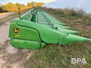 Image of John Deere 716C equipment image 2