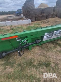 Image of John Deere 716C equipment image 4