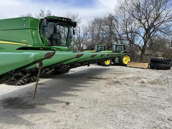 Image of John Deere 716C equipment image 3