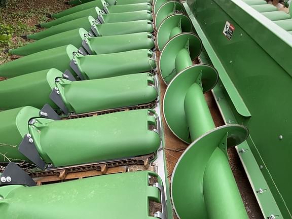 Image of John Deere 718C equipment image 2