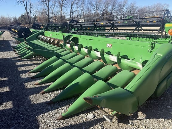 2020 John Deere 718C Equipment Image0