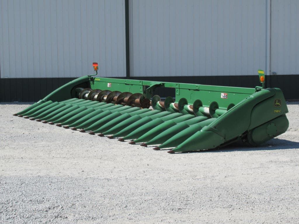 Image of John Deere 718C Primary image
