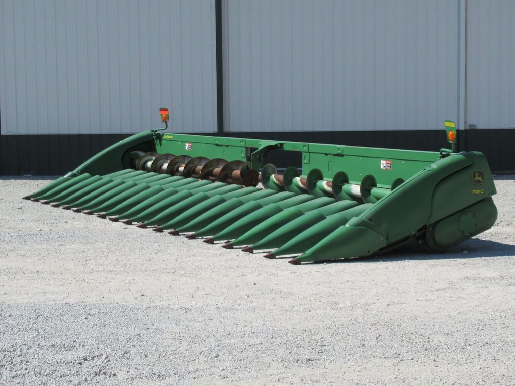 2020 John Deere 718C Equipment Image0