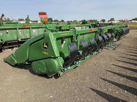 Image of John Deere 718C equipment image 3