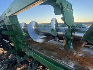 Main image John Deere 718C 1