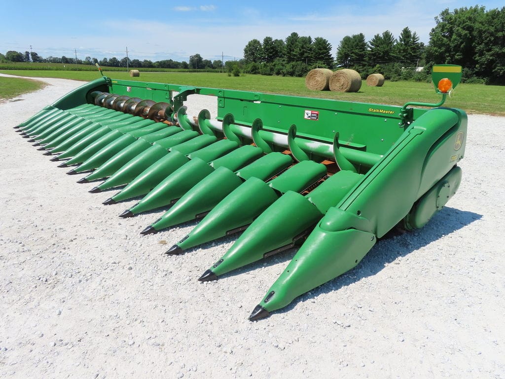 2020 John Deere 718C Equipment Image0