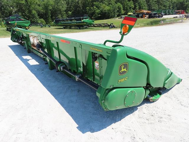 Image of John Deere 718C equipment image 4