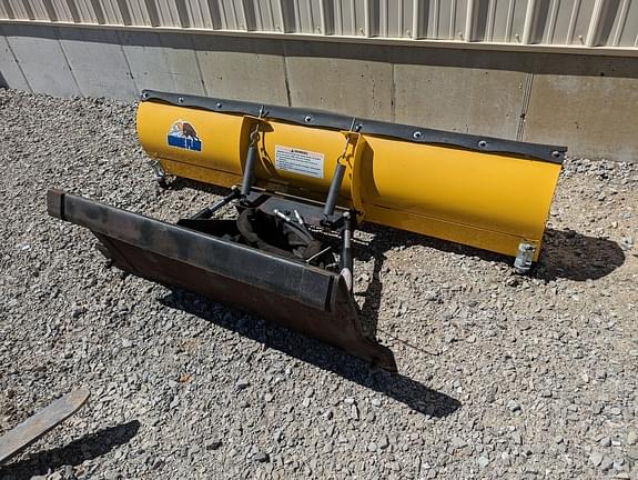 Image of John Deere 72" Front Blade Image 1