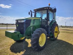 2020 John Deere 7210R Image