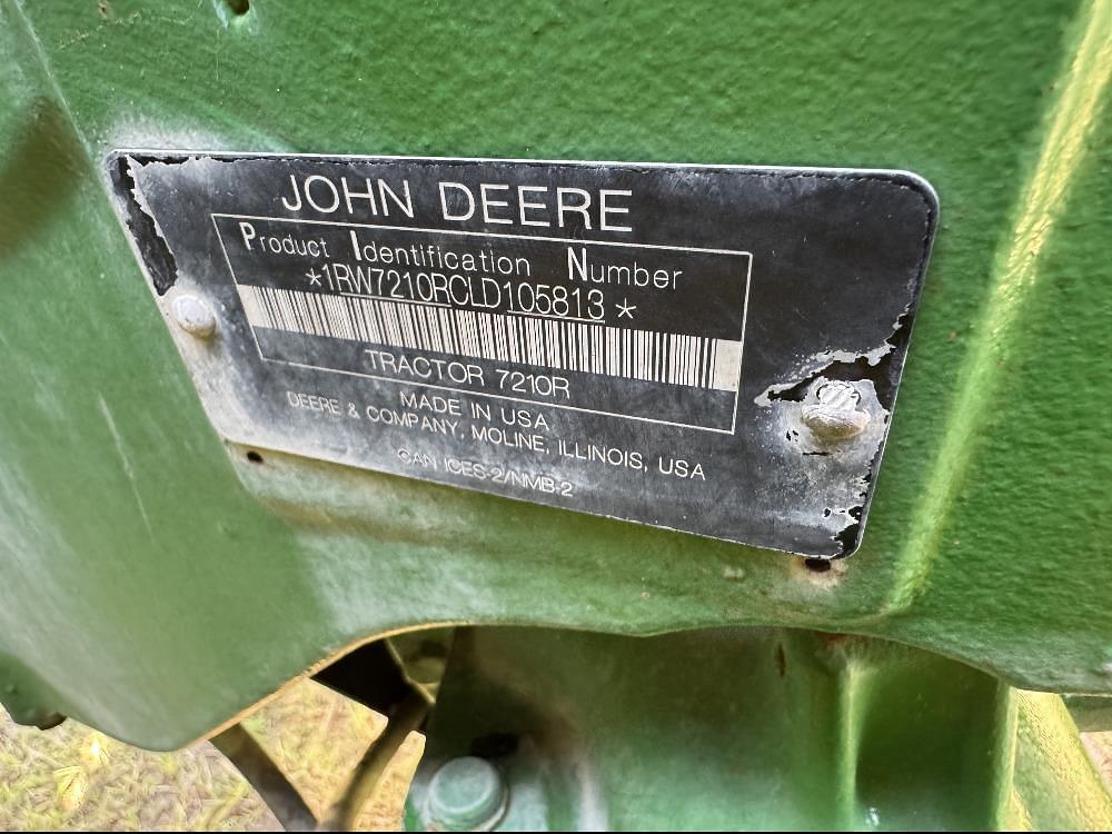 Image of John Deere 7210R Image 1