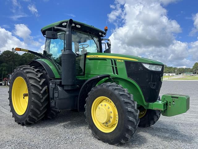 Image of John Deere 7210R equipment image 4