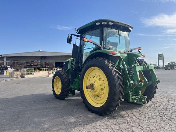 Image of John Deere 7210R equipment image 4