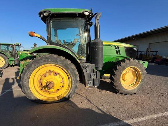 Image of John Deere 7210R equipment image 1