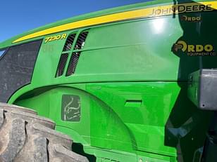 Main image John Deere 7230R 10