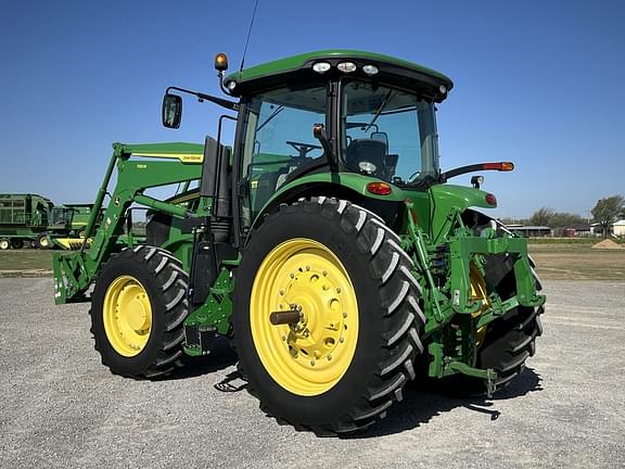 Image of John Deere 7230R equipment image 2