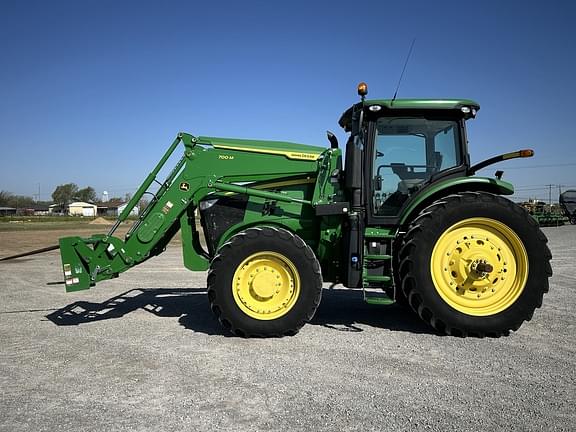 Image of John Deere 7230R equipment image 1
