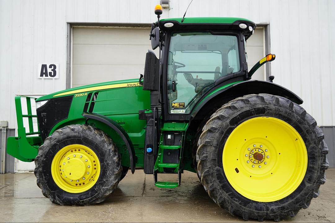 Image of John Deere 7230R Primary image