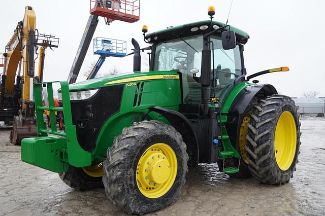 Image of John Deere 7230R equipment image 4