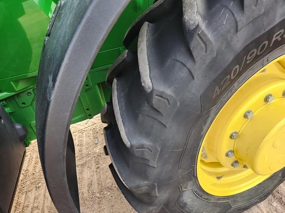 Thumbnail image John Deere 7230R 11
