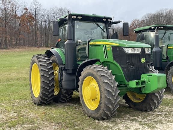 Image of John Deere 7230R equipment image 3