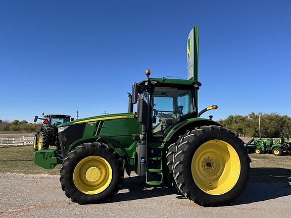 Image of John Deere 7290R equipment image 2