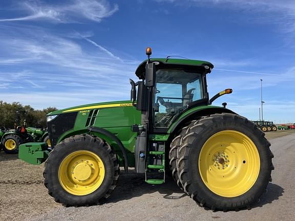 Image of John Deere 7290R equipment image 1