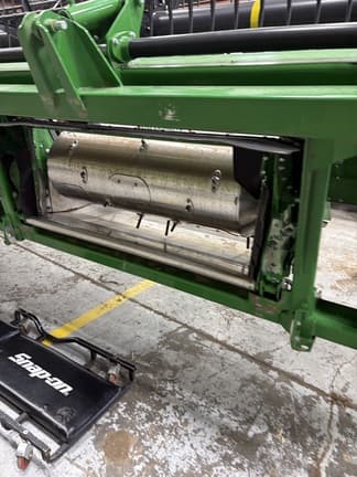 Image of John Deere 735D equipment image 4
