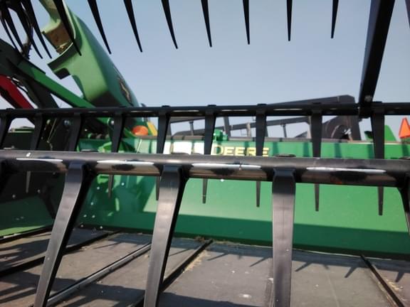 Image of John Deere 735D equipment image 3