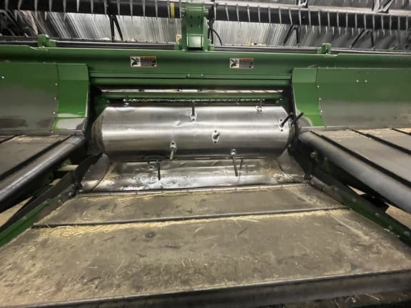 Image of John Deere 735D equipment image 2